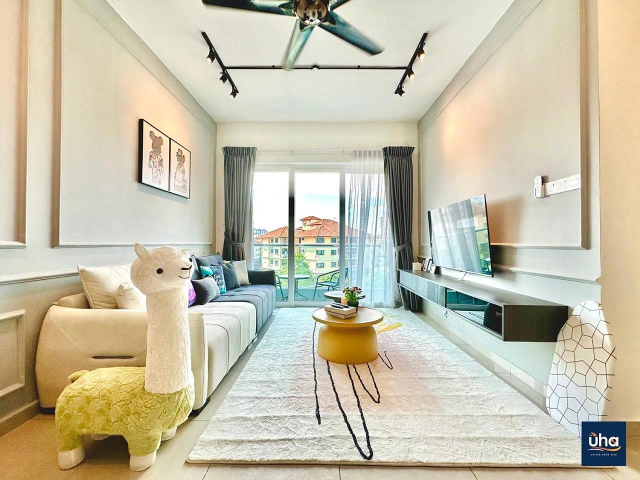 Seasons Luxury Apartment By Jk Home Джохор-Бару Экстерьер фото